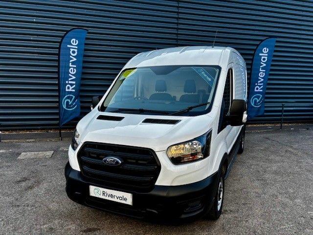 Ford Transit image 4